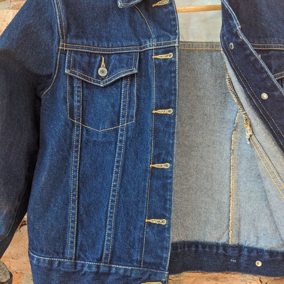 Vintage GAP Junior Denim Jacket - Picture 4 of 8